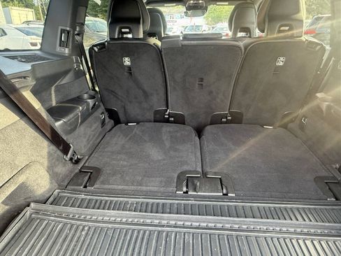 Used 2018 Volvo XC90 T6 Momentum w/ Convenience Package AWD/4WD image 19
