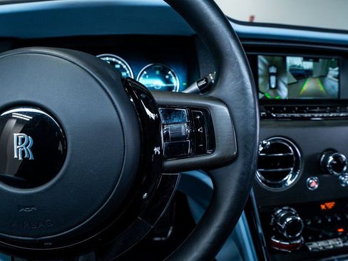 Used 2022 Rolls-Royce Cullinan image 48