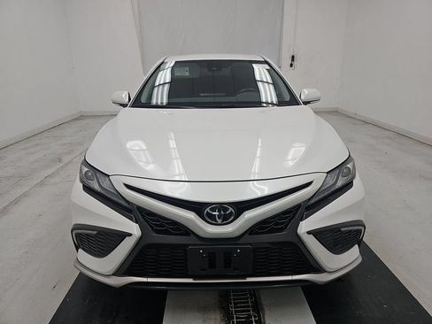 Used 2023 Toyota Camry XSE FWD image 2