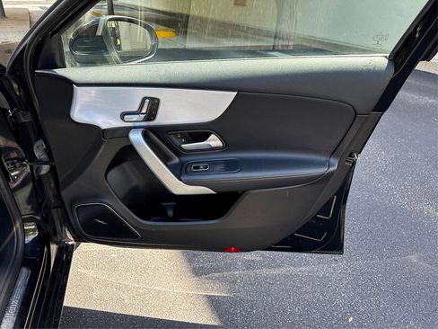 Used 2019 Mercedes-Benz A 220 4MATIC image 24