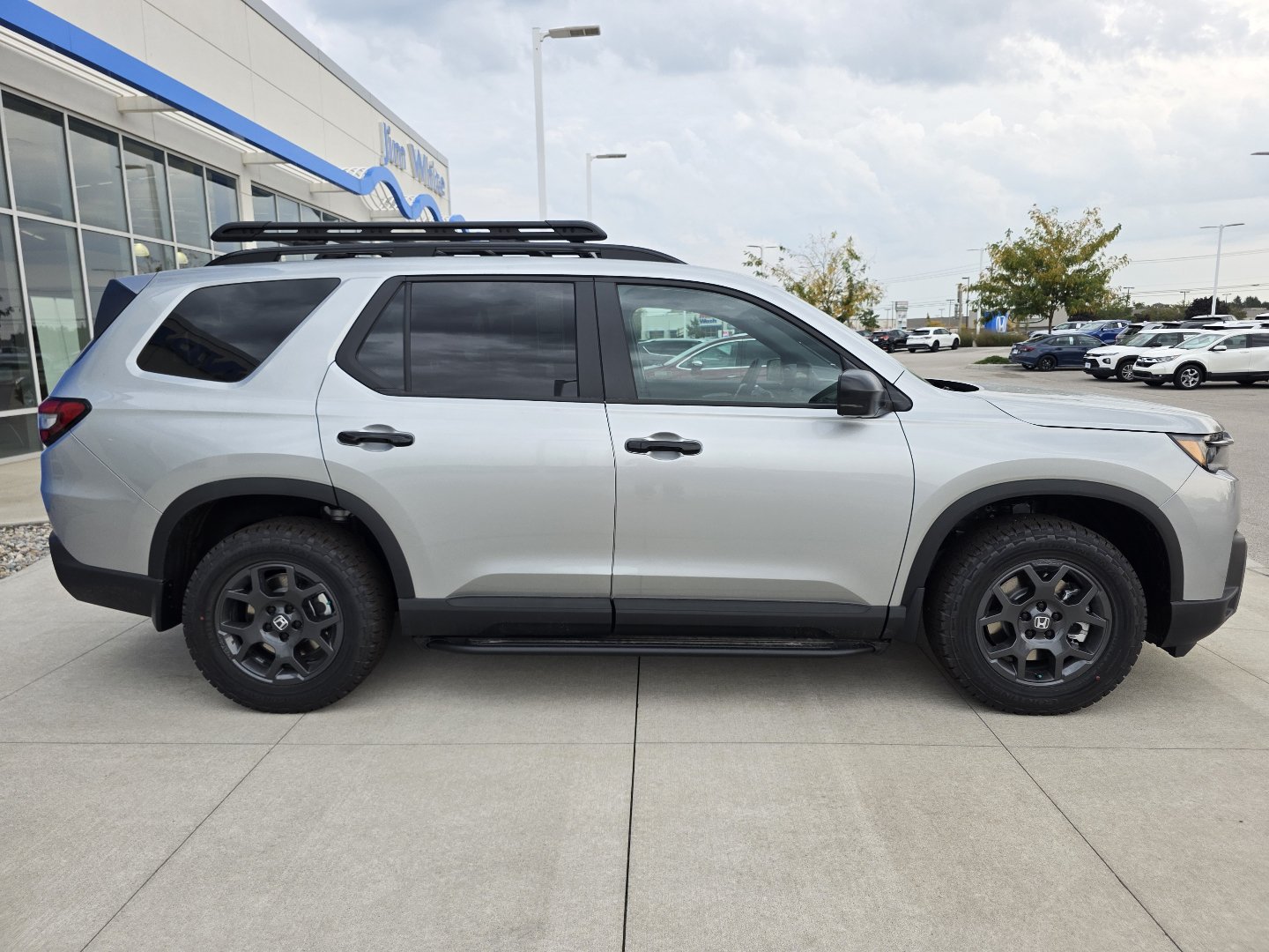 New 2026 Honda Pilot TrailSport image 19