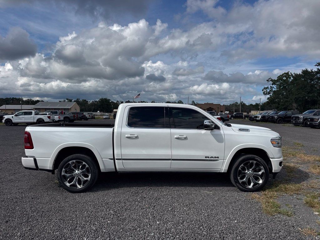 Used 2024 RAM 1500 Limited AWD/4WD image 6