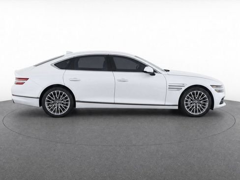 Used 2022 Genesis G80 2.5T RWD image 8