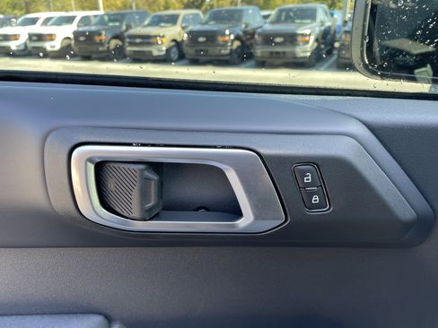 New 2025 Ford Bronco Badlands w/ Sasquatch Package image 11