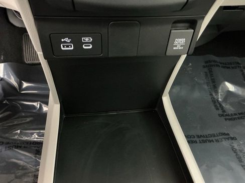 Used 2026 Honda Odyssey EX-L image 22