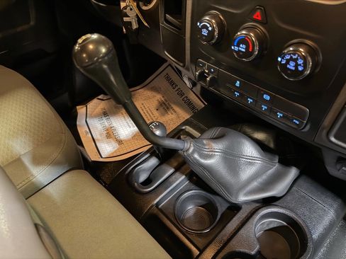 Used 2013 RAM 3500 Tradesman w/ Chrome Appearance Group image 33