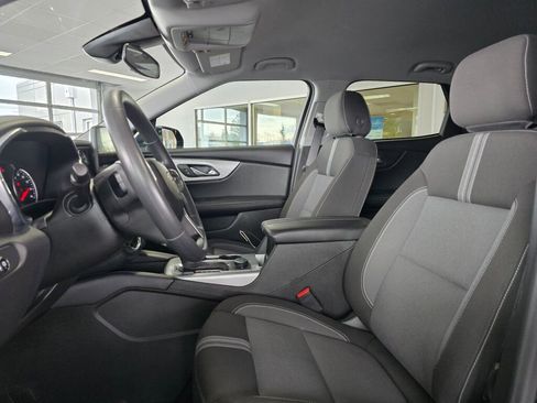 Used 2025 Chevrolet Blazer LT image 23