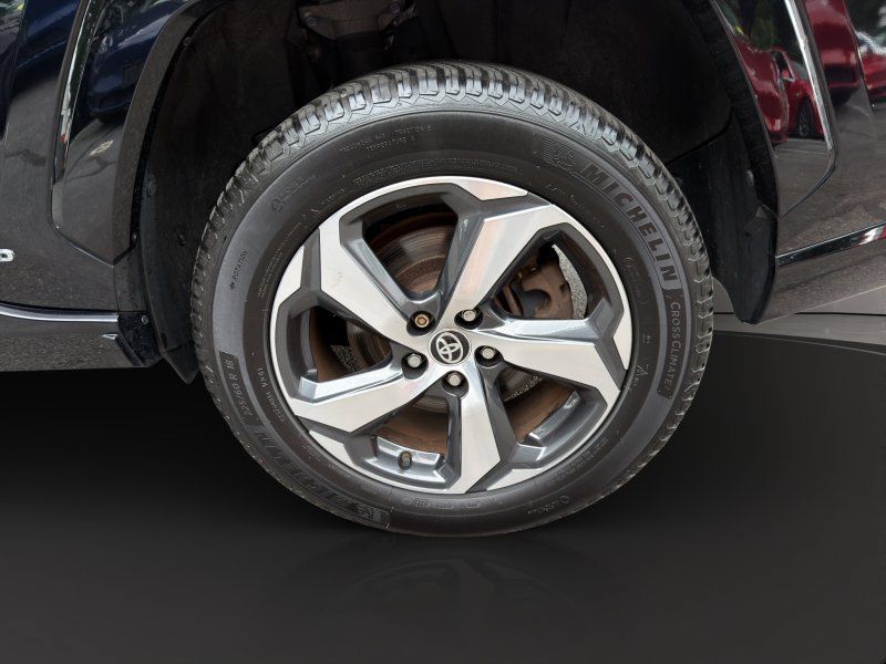 Used 2021 Toyota RAV4 Prime SE AWD/4WD image 22