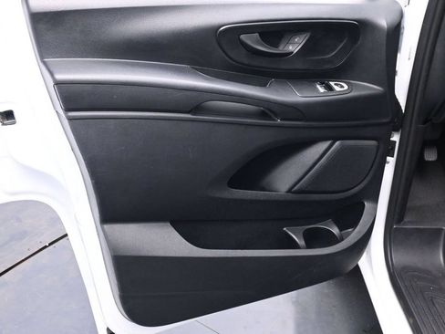 Used 2019 Mercedes-Benz Metris image 9
