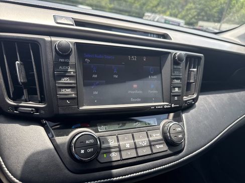 Used 2017 Toyota RAV4 XLE FWD image 27