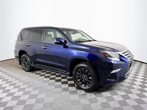 Used 2020 Lexus GX 460 Premium image 3