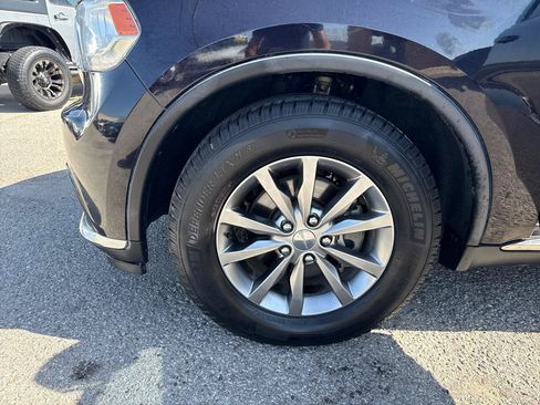 Used 2018 Dodge Durango SXT w/ 3rd Row Seating Group RWD image 29