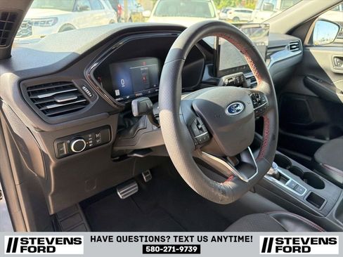 Used 2024 Ford Escape ST-Line w/ Tech Pack #1 FWD image 19