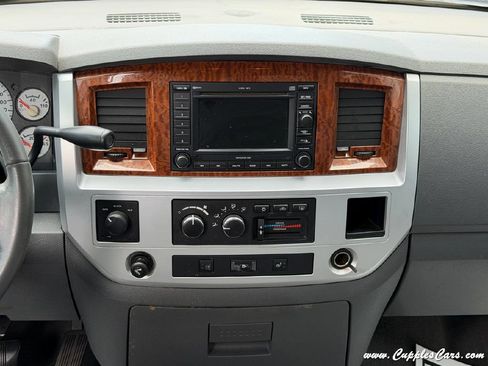 Used 2006 Dodge Ram 2500 Truck Laramie AWD/4WD image 16