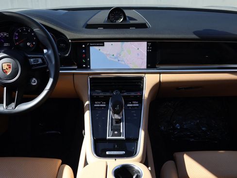 Certified 2023 Porsche Panamera image 20