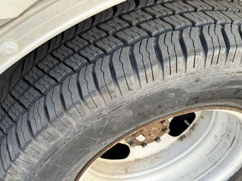 Used 2012 Ford E-450 and Econoline 450 Super Duty RWD image 12