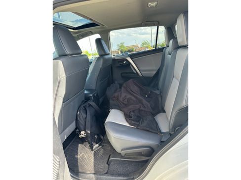 Used 2014 Toyota RAV4 Limited AWD/4WD image 5