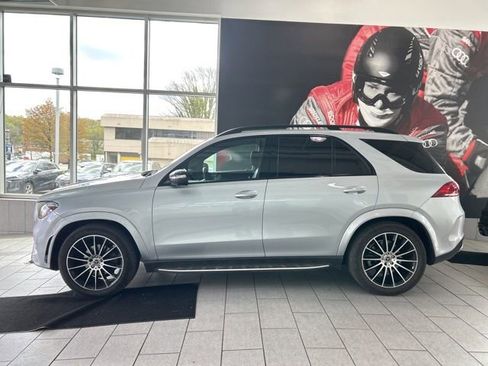 Used 2022 Mercedes-Benz GLE 350 4MATIC image 2