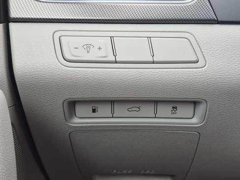 Used 2016 Hyundai Sonata Sport w/ Option Group 1V FWD image 30