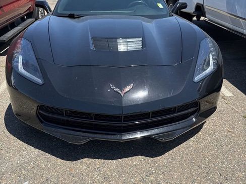 Used 2017 Chevrolet Corvette Stingray Coupe w/ Carbon Flash Badge Package RWD image 2