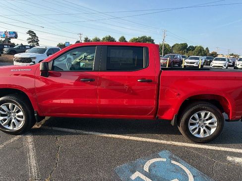 New 2026 Chevrolet Silverado 1500 Custom RWD image 9