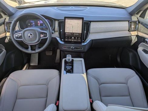 New 2026 Volvo XC90 T8 Plus w/ Protection Package Premier image 11