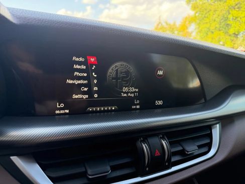 Used 2018 Alfa Romeo Stelvio Ti Sport AWD/4WD image 34