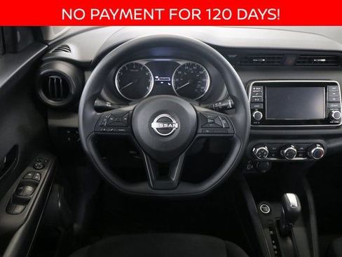 New 2025 Nissan Kicks Play S image 11