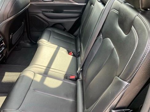 Certified 2023 Jeep Grand Cherokee Limited AWD/4WD image 25
