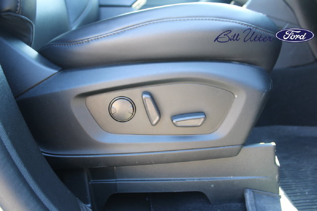 Used 2023 Ford Explorer XLT w/ Equipment Group 202A AWD/4WD image 13