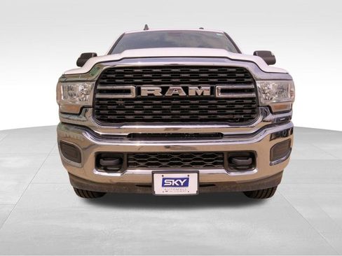 Used 2022 RAM 3500 Big Horn image 13
