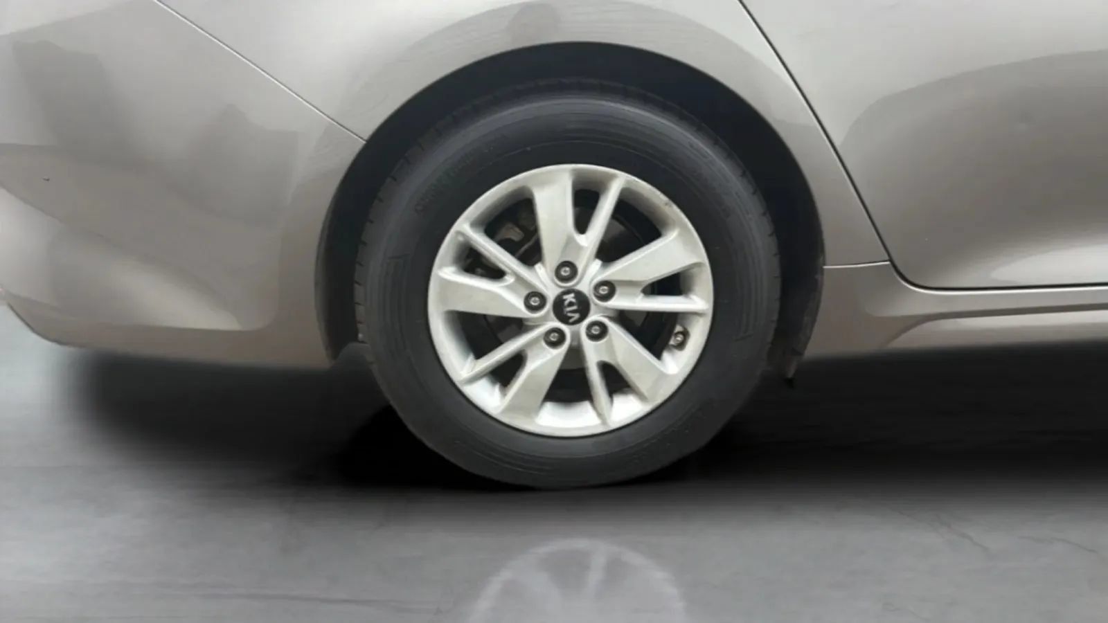 Used 2018 Kia Optima LX FWD image 26