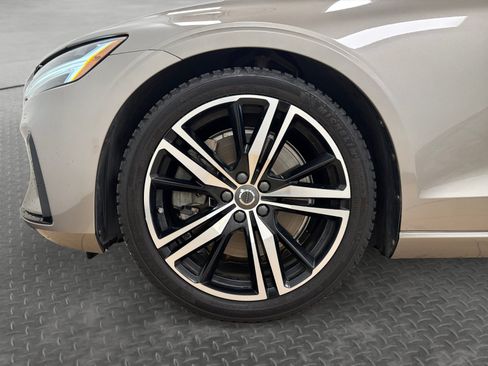 Used 2019 Volvo S60 T6 R-Design AWD/4WD image 21