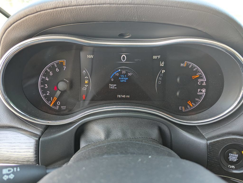Used 2020 Jeep Grand Cherokee Summit AWD/4WD image 26