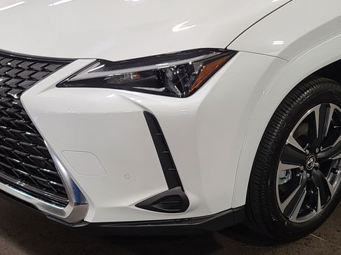 Certified 2026 Lexus UX 300h FWD w/ Accessory Package (2T) image 12