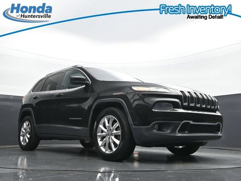 Used 2015 Jeep Cherokee Limited AWD/4WD image 27