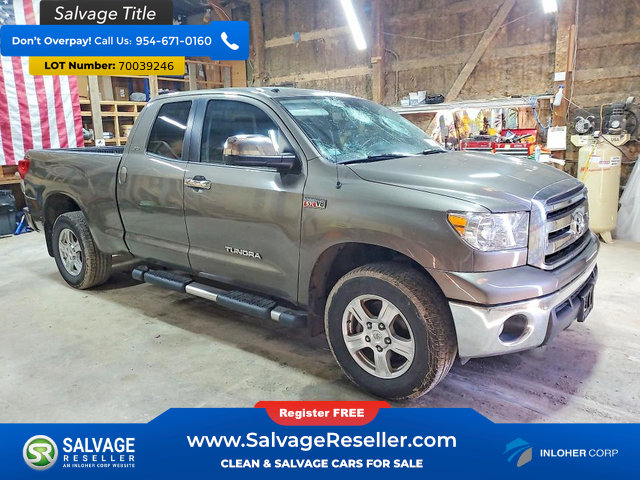Used 2013 Toyota Tundra 4x4 Double Cab w/ SR5 Pkg image 5