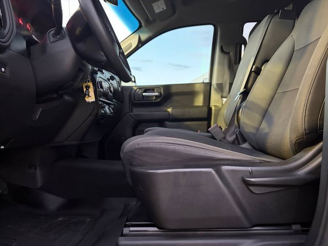 Used 2019 Chevrolet Silverado 1500 Custom Trail Boss w/ Custom Convenience Package AWD/4WD image 14