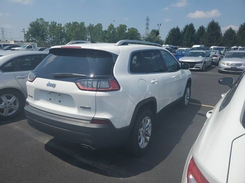 Used 2019 Jeep Cherokee Latitude w/ Popular Appearance Group AWD/4WD image 8