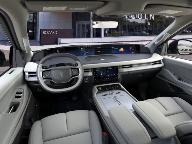 New 2026 Lincoln Navigator Reserve AWD/4WD image 9