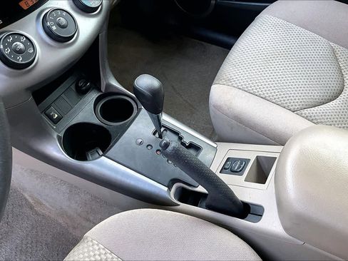 Used 2007 Toyota RAV4 2WD V6 image 17