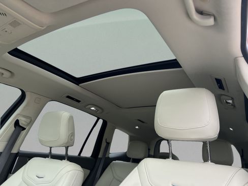 Used 2020 Cadillac XT6 Premium Luxury FWD image 23