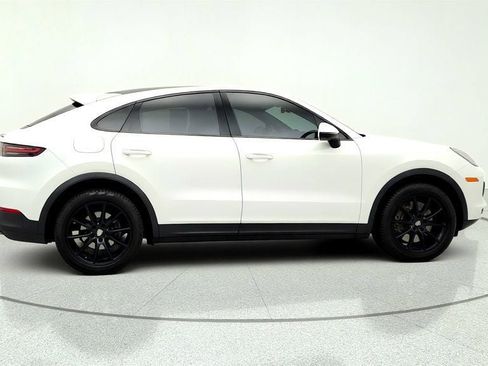 Used 2021 Porsche Cayenne Coupe AWD/4WD image 4