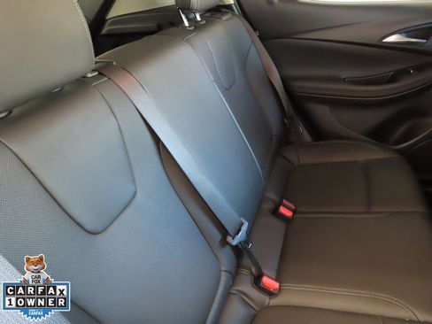 Used 2024 Buick Encore GX Sport Touring image 25