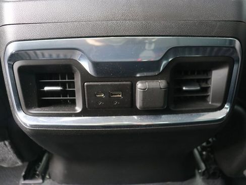 Used 2022 Chevrolet Silverado 3500 LTZ w/ LTZ Convenience Package image 16