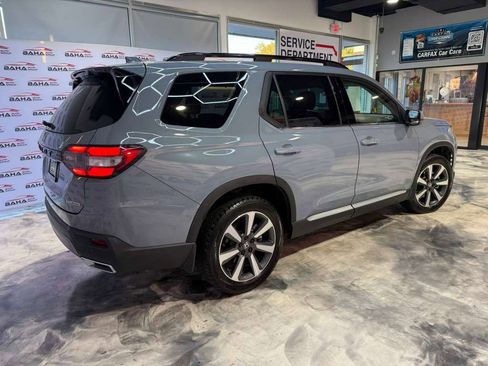 Used 2024 Honda Pilot Touring image 8