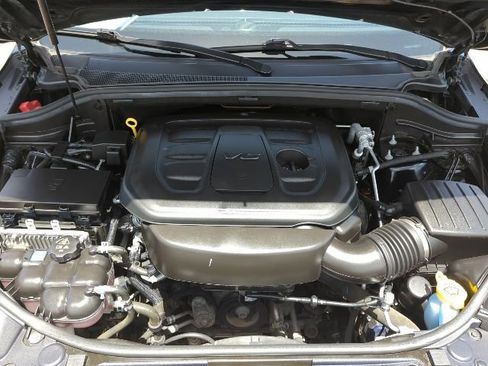 Used 2021 Jeep Grand Cherokee Laredo X AWD/4WD image 29
