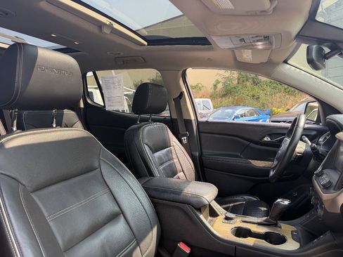 Used 2017 GMC Acadia Denali AWD/4WD image 10