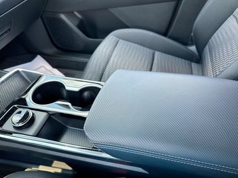 Certified 2026 Chevrolet Equinox LT FWD image 21