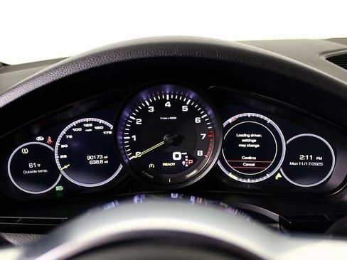 Used 2019 Porsche Cayenne E-Hybrid image 18